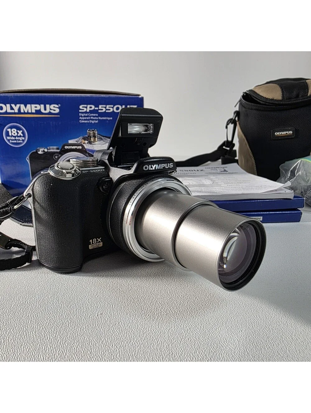 Olympus SP-550UZ Digital Camera 7.1MP 18x Optical Zoom Image Stabilization WORKS